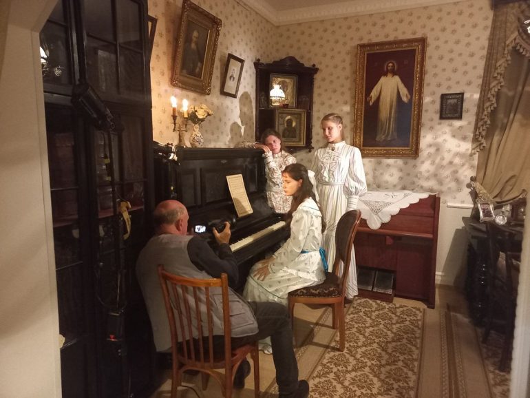 15 ноября в Дивеевском монастыре представят фильм о трех поколениях Ушаковых: одна из героинь – первая игумения обители