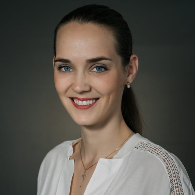 СПОРЫШЕВА Мария, психолог