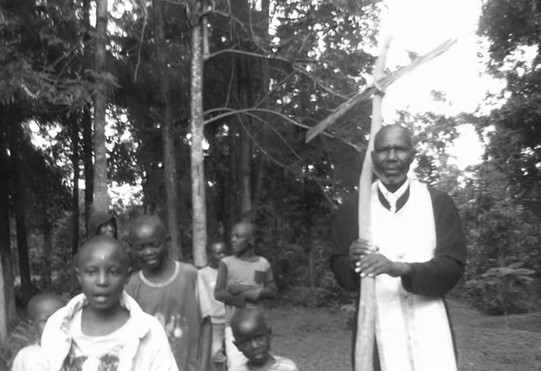 В Африке два русских прихода в один день лишились настоятелей: один священник погиб в ДТП, другой – скончался после болезни