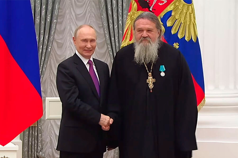 Духовник Свято-Елисаветинского монастыря Минска пригласил Владимира Путина в обитель помолиться
