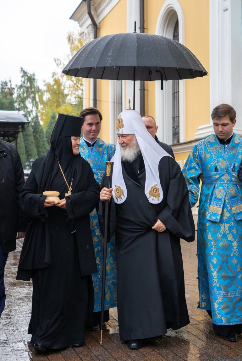 Ко дню интронизации: фотолента служения Патриарха Московского и всея Руси Кирилла за 2025 год