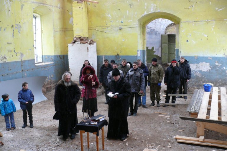 Русская казенщина и русская святость: кто кого? История Иннокентия Иркутского