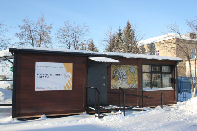 При храме Рождества Христова в Омске открыли благотворительную столовую