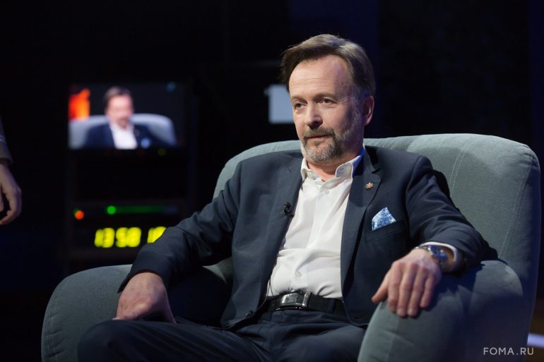 Может ли художник творить без веры? Парсуна художника Дмитрия Белюкина