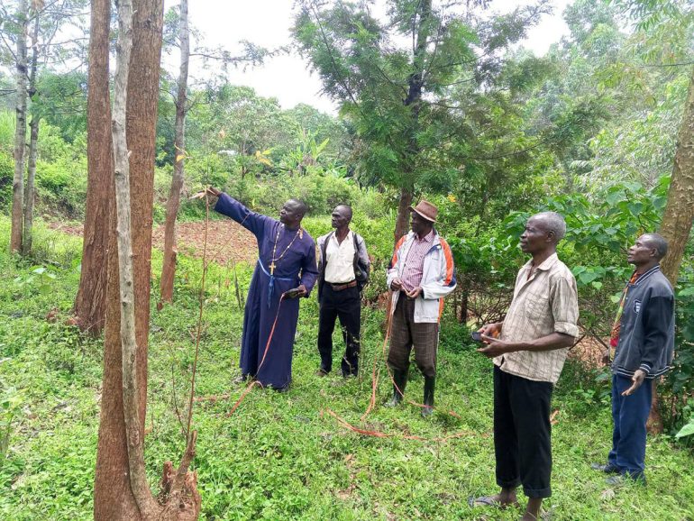 Русскому приходу в Кении помогли купить землю под строительство храма
