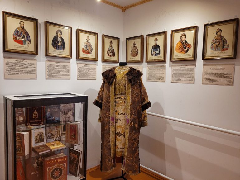 Музей династии Романовых и Ивана Сусанина создали в монастыре костромского села Домнино