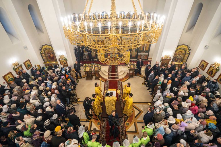 Патриарх Кирилл освятил новый храм Москвы, в котором есть уникальная икона святителя Николая Чудотворца