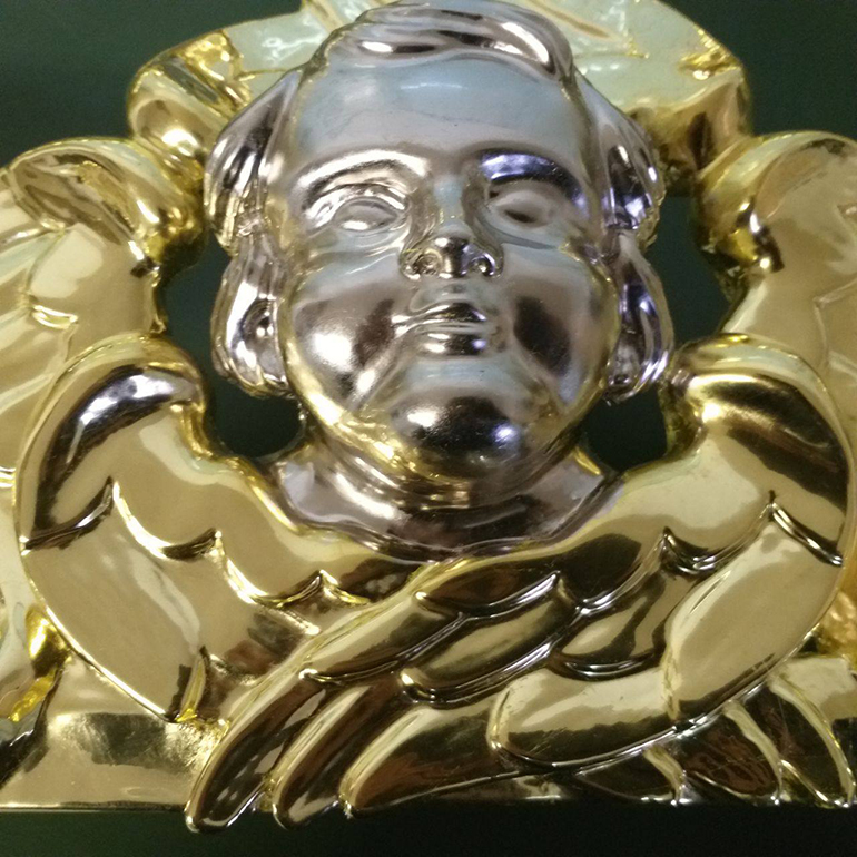 Для церкви в Печорах впервые отреставрировали уникальный иконостас конца XVIII – начала XIX веков