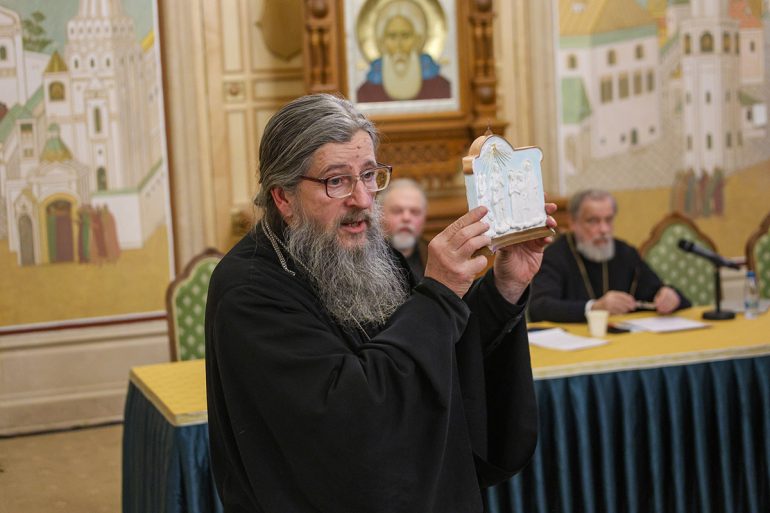 Царь приходит к своим подданным: на Рождественских чтениях показали проект «Стены памяти», которую создадут на месте массовых захоронений жертв репрессий в Чувашии