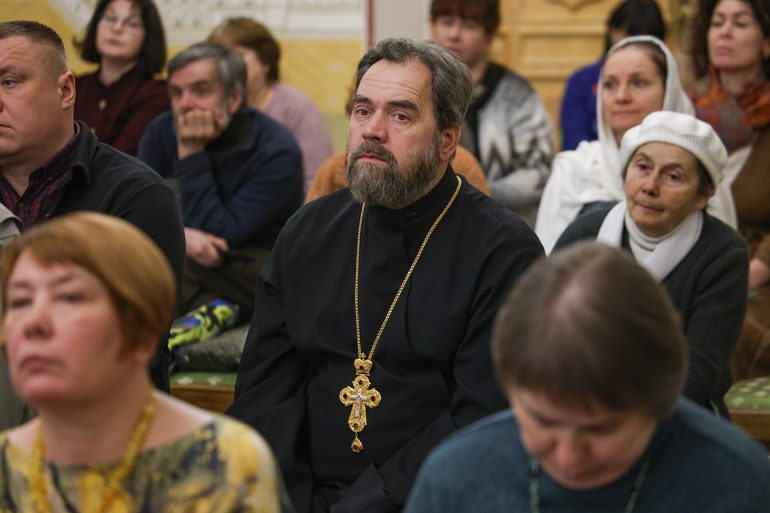 Царь приходит к своим подданным: на Рождественских чтениях показали проект «Стены памяти», которую создадут на месте массовых захоронений жертв репрессий в Чувашии