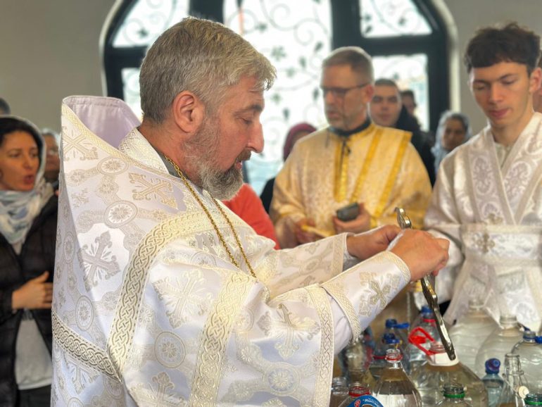 На Крещение Господне в уникальном православном монастыре Германии отметили престольный праздник нового храма