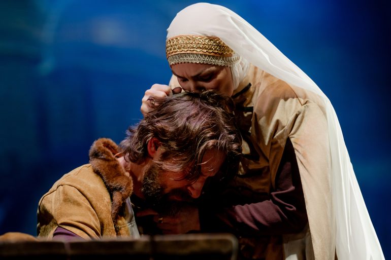 К 545-летию Стояния на Угре в Москве представили спектакль «Царь и Бог»