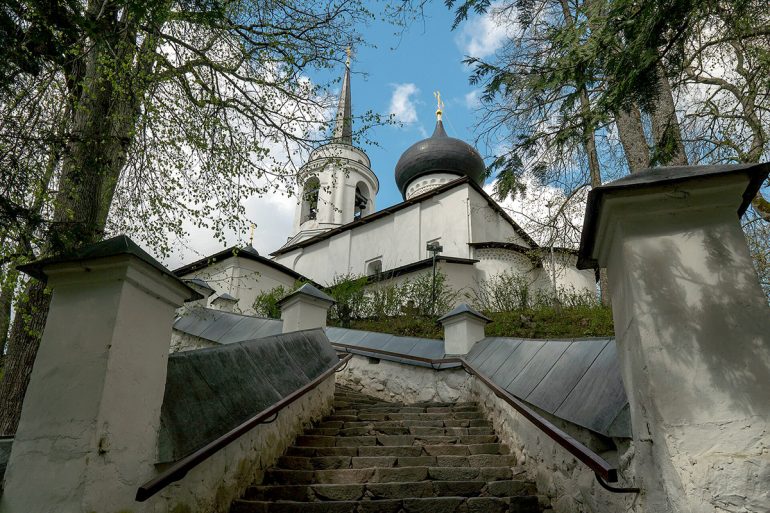 Пушкин и игумен Иона. Как пересеклись судьбы двух таких разных людей