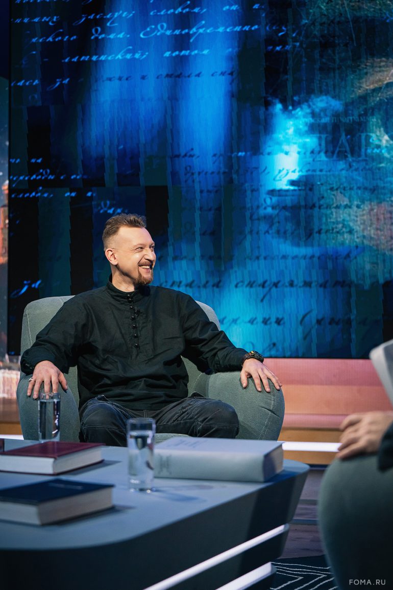 «Друг погиб на войне и воскрес — не это ли чудо?» Парсуна поэта и музыканта Ильи Оленева