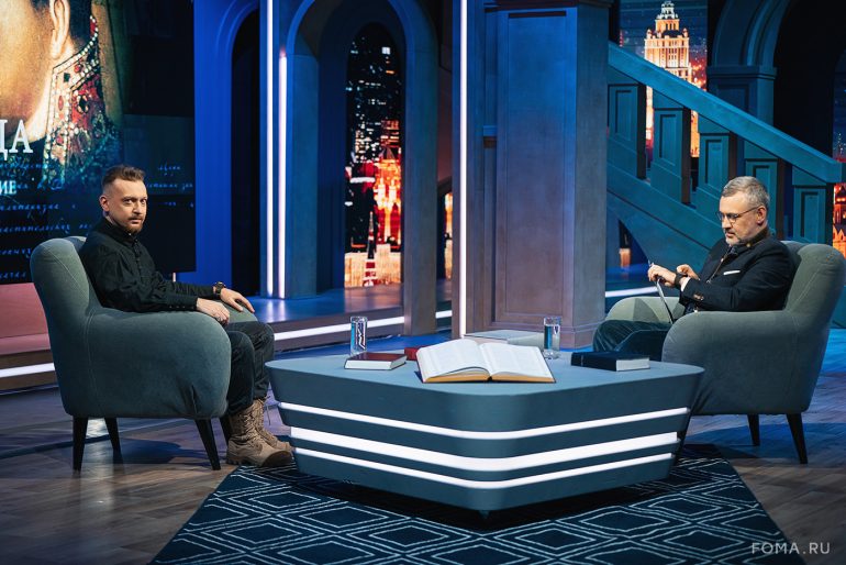 «Друг погиб на войне и воскрес — не это ли чудо?» Парсуна поэта и музыканта Ильи Оленева