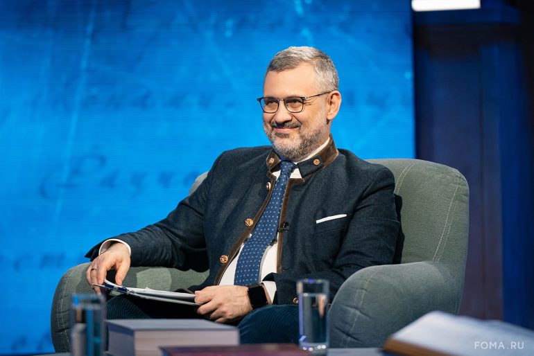 «Друг погиб на войне и воскрес — не это ли чудо?» Парсуна поэта и музыканта Ильи Оленева