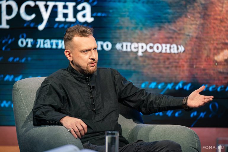 «Друг погиб на войне и воскрес — не это ли чудо?» Парсуна поэта и музыканта Ильи Оленева