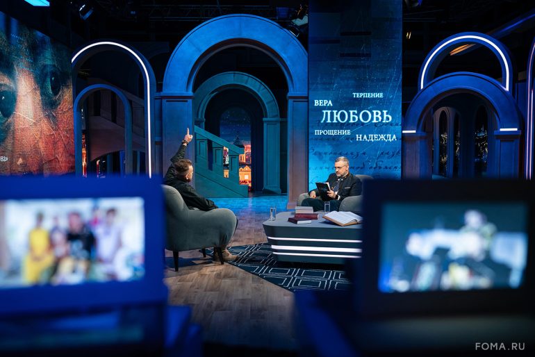 «Друг погиб на войне и воскрес — не это ли чудо?» Парсуна поэта и музыканта Ильи Оленева