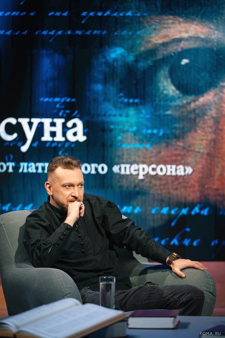 «Друг погиб на войне и воскрес — не это ли чудо?» Парсуна поэта и музыканта Ильи Оленева