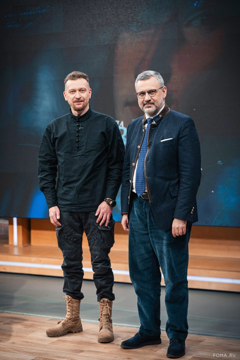 «Друг погиб на войне и воскрес — не это ли чудо?» Парсуна поэта и музыканта Ильи Оленева