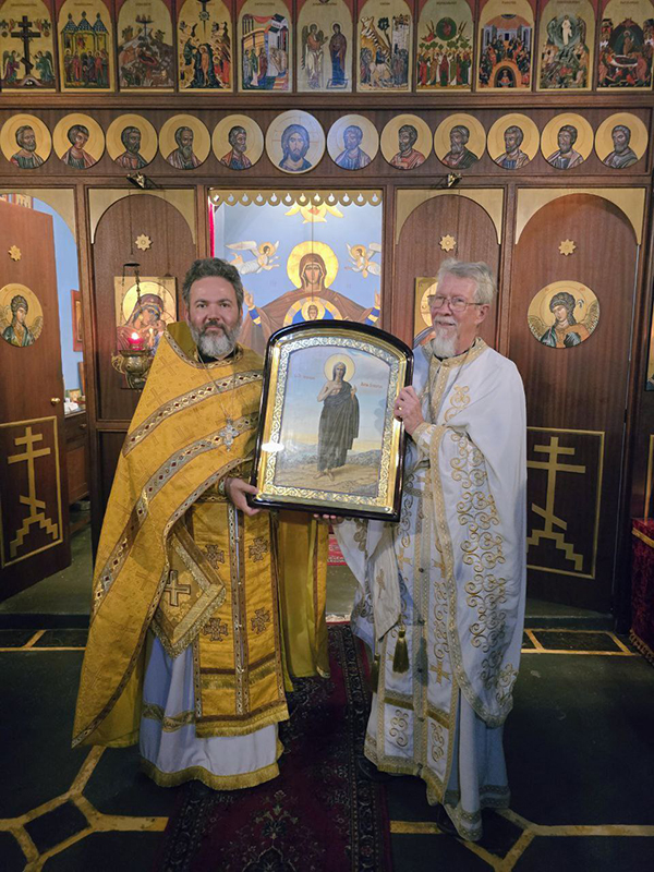 Русскому приходу в ЮАР передали икону Марии Египетской и частицы мощей святых