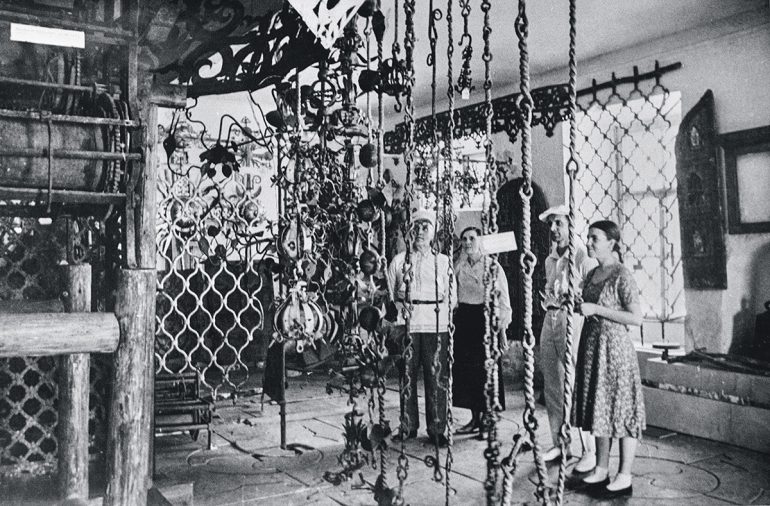 В честь своего дня рождения музей-заповедник «Коломенское» пригласил посетить выставку и почитать двухтомник