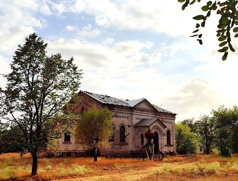 «Самое тяжёлое — это не впасть в оцепенение». Рассказ священника из прифронтовой зоны