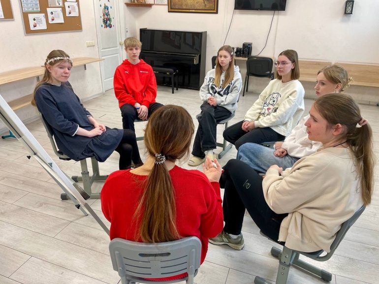 Подростки из клуба при Даниловом монастыре обсудили и осмыслили взрослые вопросы