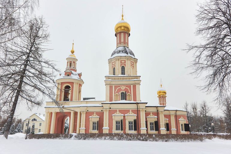 В усадьбе Свиблово отреставрировали уникальный храм XVII века