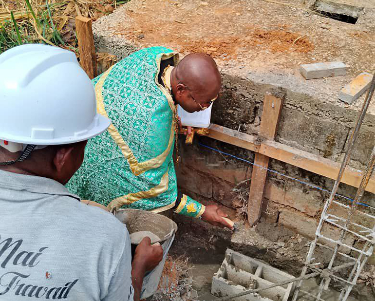 В столице Камеруна заложили храм в честь святителя Василия Великого