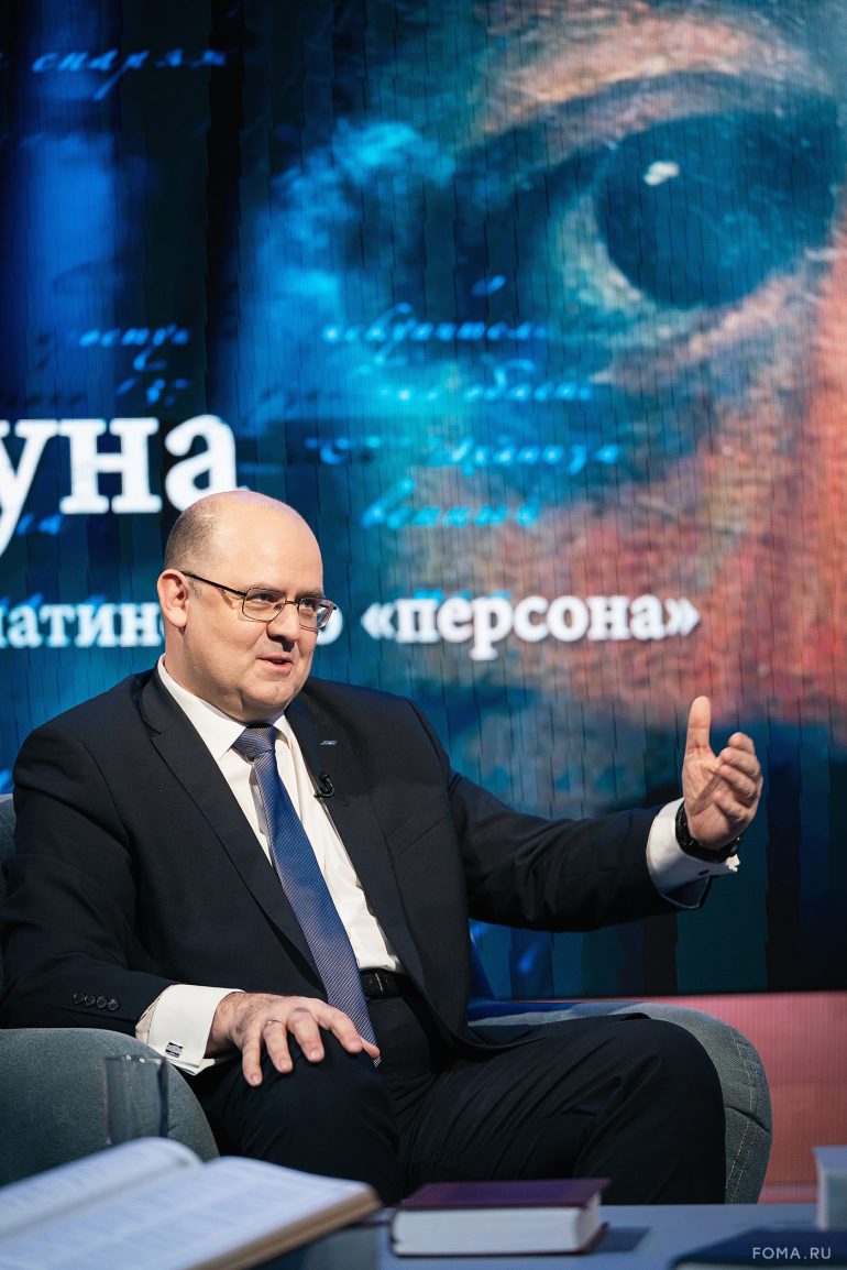 Физика как путь к Богу. Парсуна ректора «МИФИ» Владимира Шевченко