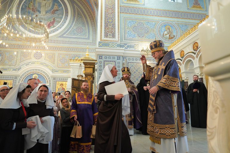 Около 500 человек приняли участие в Первом съезде сестер милосердия Крыма и Новороссии