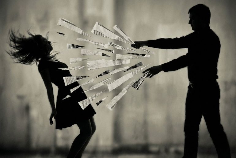 Признаки абьюза в отношениях