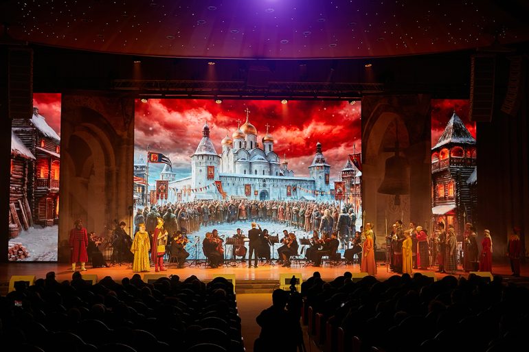 В храме Христа Спасителя показали эпическую символ-оперу об Александре Невском и его эпохе