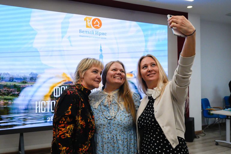 Возрождающий старинные храмы России фонд «Белый Ирис» отметил свое 10-летие