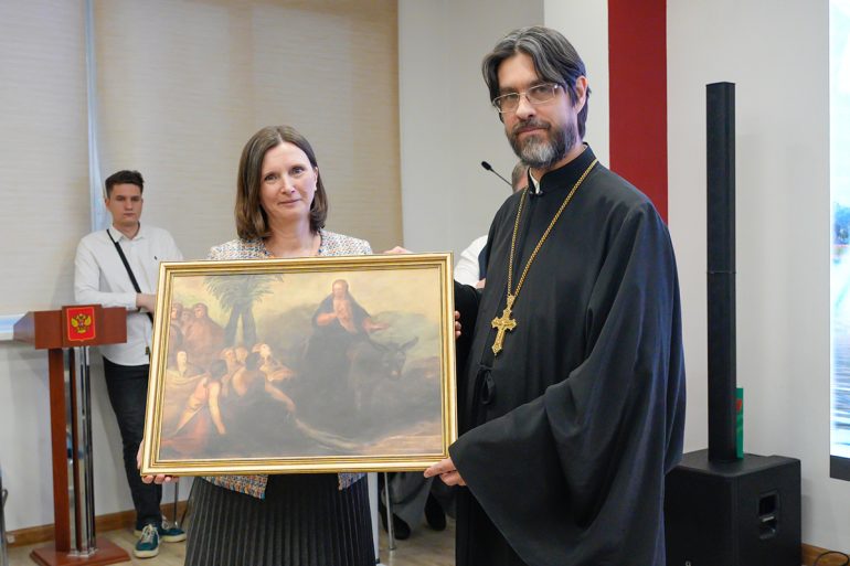 Возрождающий старинные храмы России фонд «Белый Ирис» отметил свое 10-летие