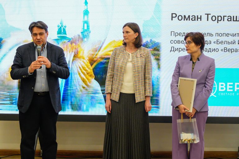 Возрождающий старинные храмы России фонд «Белый Ирис» отметил свое 10-летие