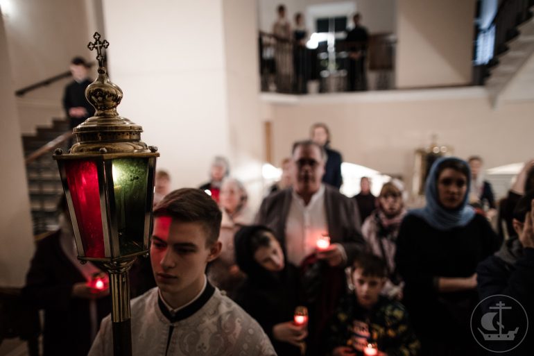 Ночная служба на Пасху: какие особенности?