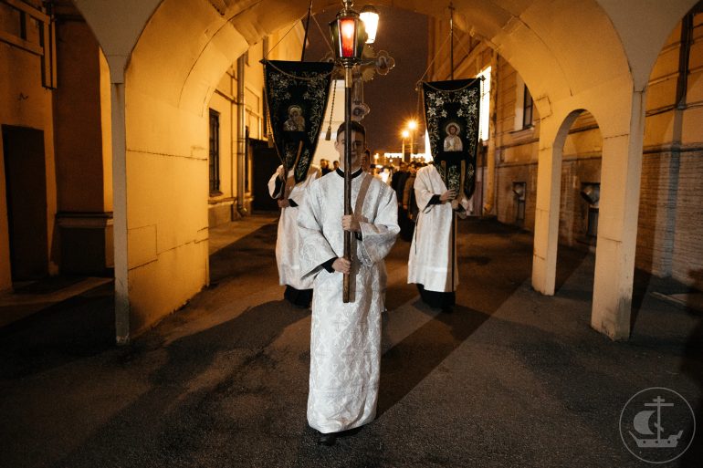 Ночная служба на Пасху: какие особенности?