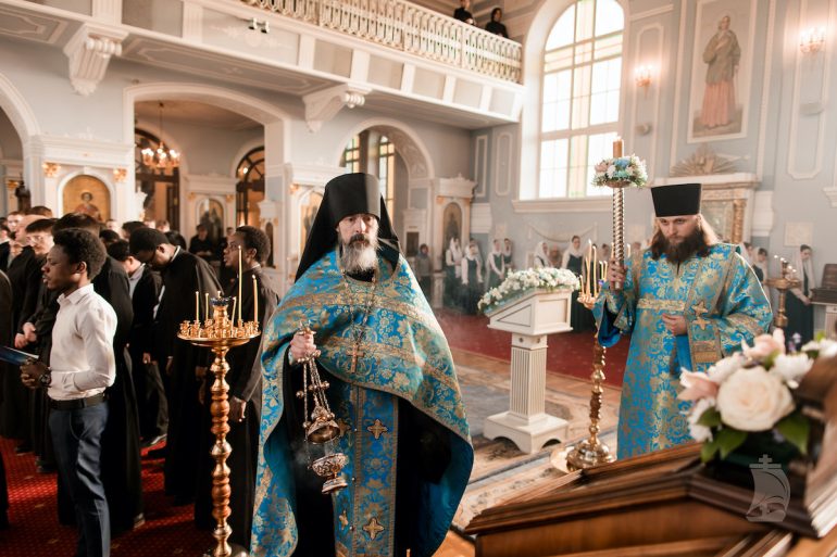 Благовещение в Великий Вторник: особенности богослужения (вечером 6 апреля)