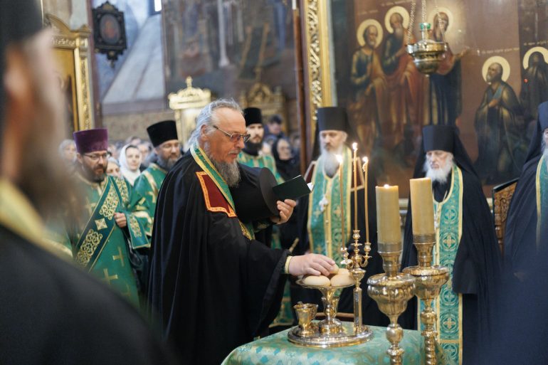 Вход Господень в Иерусалим (Вербное воскресенье): содержание и особенности богослужения