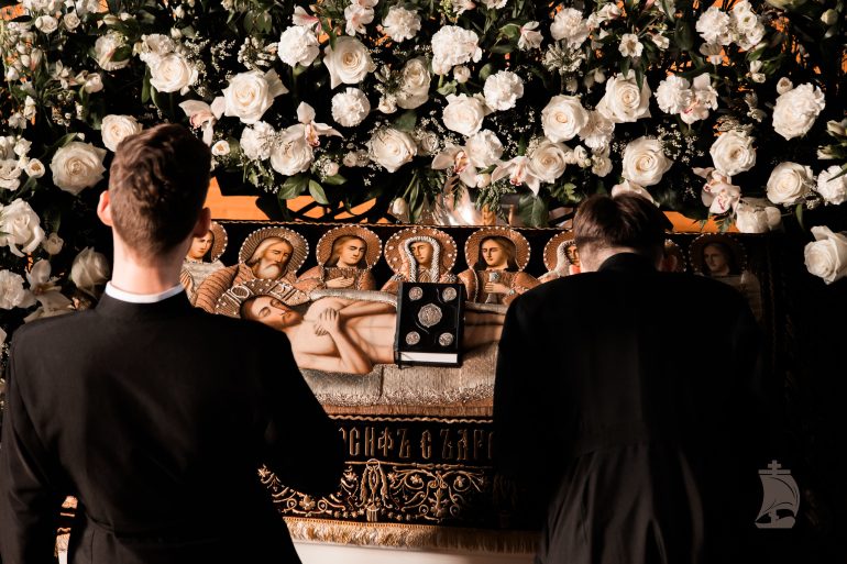 Утреня Великой Субботы (Погребение плащаницы): особенности богослужения