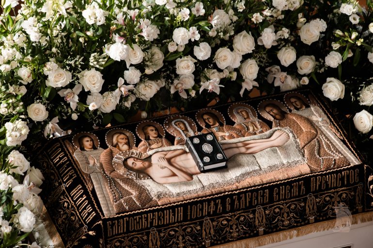 Утреня Великой Субботы (Погребение плащаницы): особенности богослужения