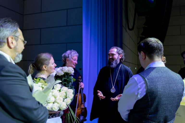 Стереоспектакль по мотивам публикаций журнала «Фома» посмотрели в Пятигорске