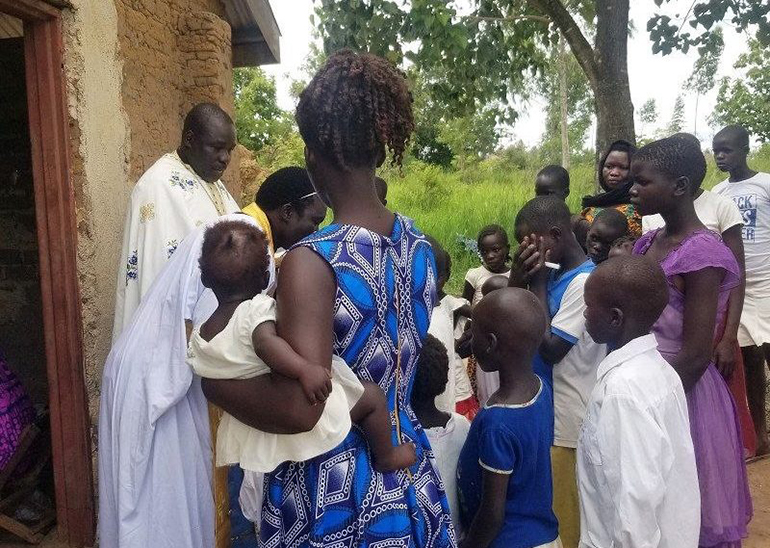 В Уганде православное крещение приняли представители народов луо и ачоли