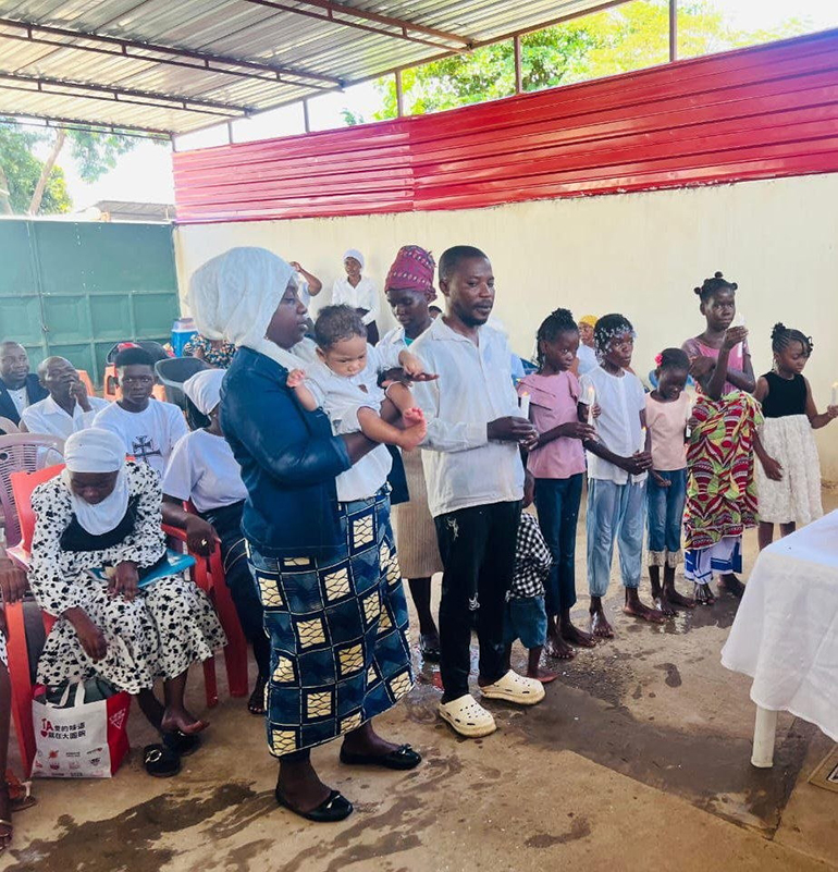 На Пасху в Анголе православие приняли семь человек