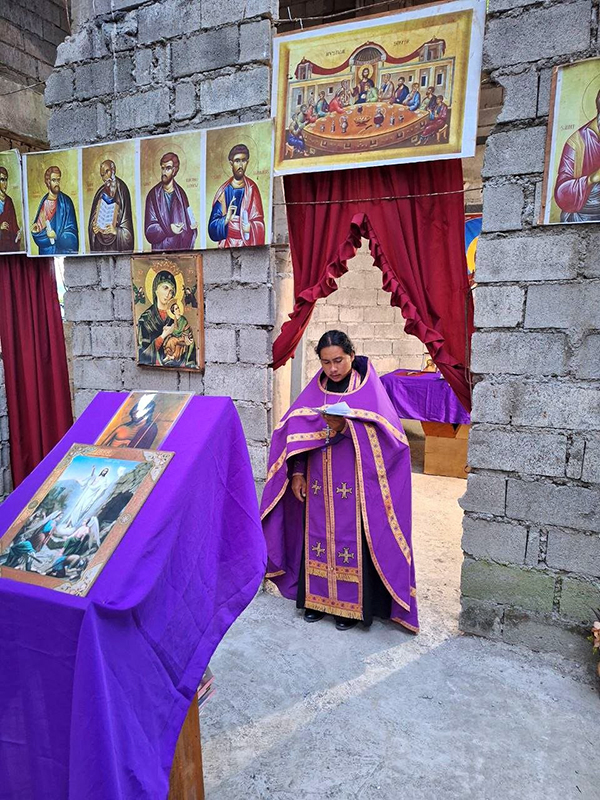 В строящемся храме апостола Фомы на острове Минданао совершили первую Литургию