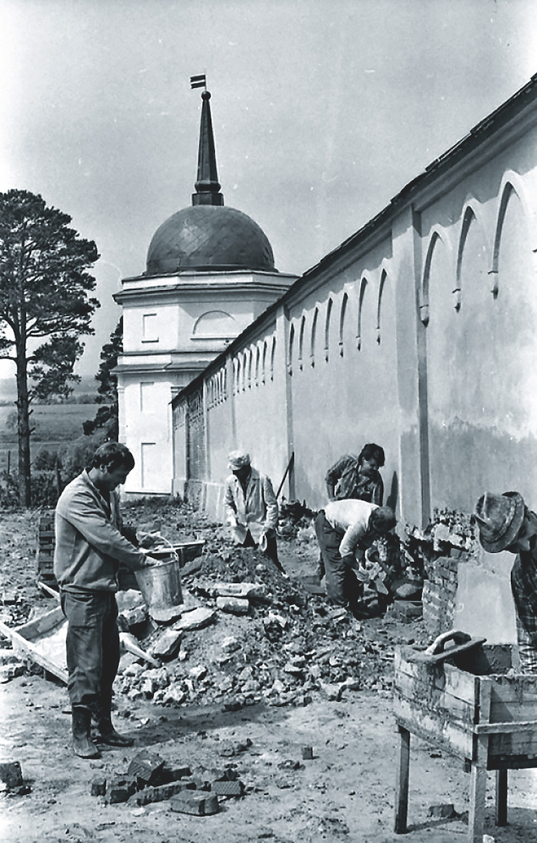 Инок Трофим. Долгий путь к Пасхе. Памяти одного из убиенных оптинских монахов