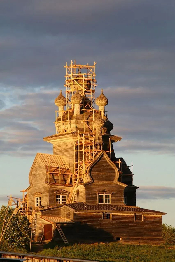 Проект «Общее Дело. Возрождение храмов Севера» запланировал более 70 экспедиций, чтобы спасти 42 храма и часовни