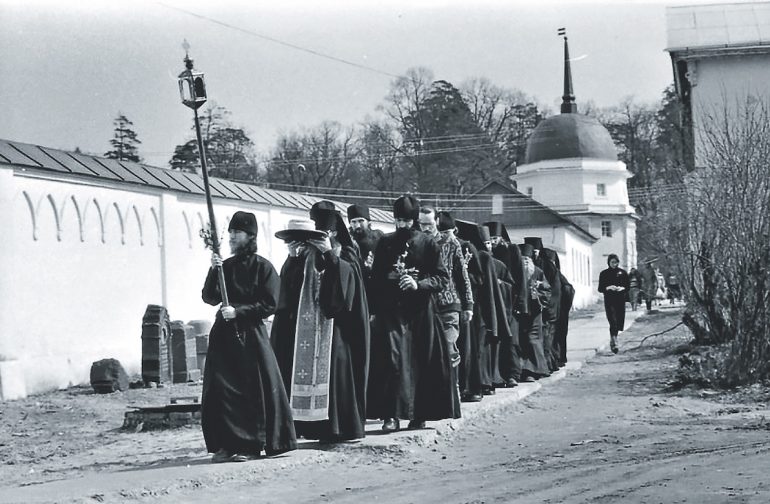Инок Трофим. Долгий путь к Пасхе. Памяти одного из убиенных оптинских монахов